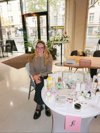 Střípky ze sobotního @greenbeautycz 👋🏻💞🌱 Poděkování patří vám všem, kteří jste se u nás zastavili, přišli pro radu,...